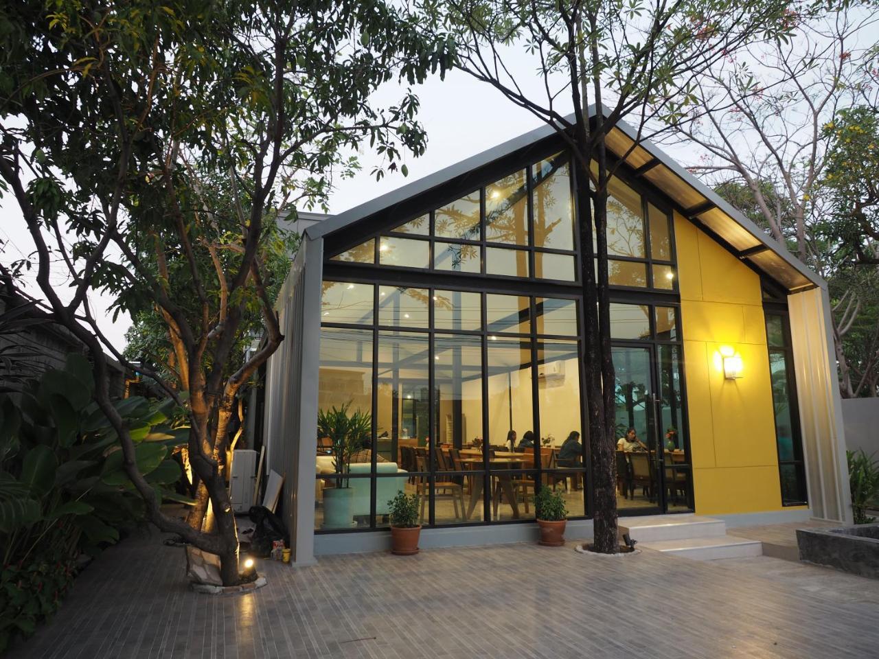 Warila Hotel Samut Prakan Exteriér fotografie